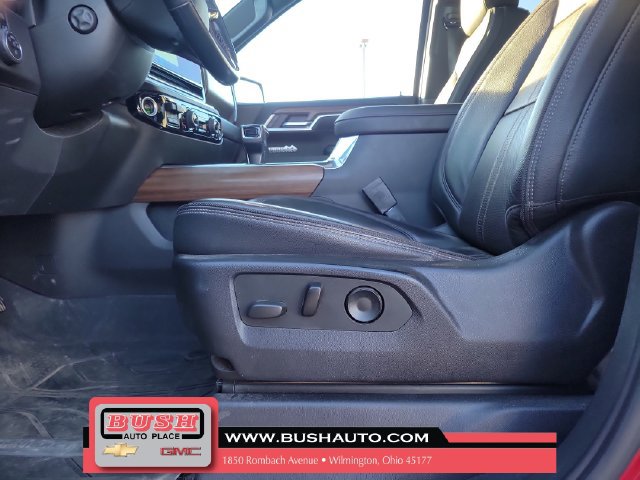 Used 2022 Chevrolet Silverado 1500 High Country w/ High Country Premium Package AWD/4WD image 16