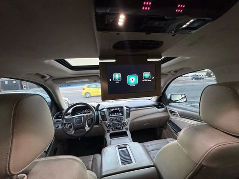 Used 2018 GMC Yukon Denali w/ Denali Ultimate Package RWD image 27