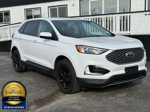 Used 2024 Ford Edge SEL image 3