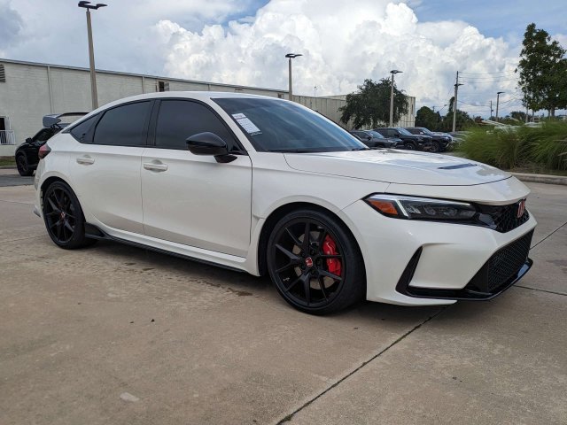 Used 2023 Honda Civic Type R image 1