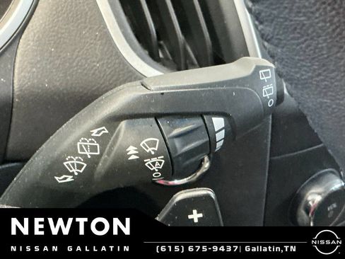 Used 2019 Ford Edge SEL w/ Equipment Group 201A AWD/4WD image 29