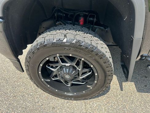 Used 2015 GMC Sierra 2500 Denali w/ Snow Plow Prep Package AWD/4WD image 30