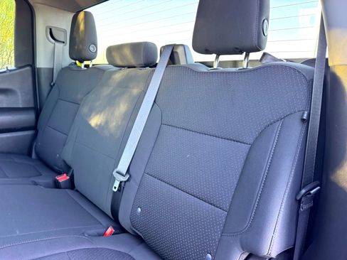 Used 2021 Chevrolet Silverado 1500 Custom image 15