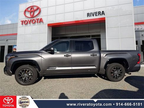 Used 2022 Toyota Tundra Platinum image 8