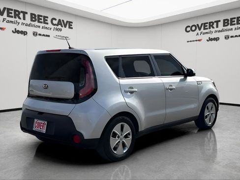 Used 2016 Kia Soul image 9