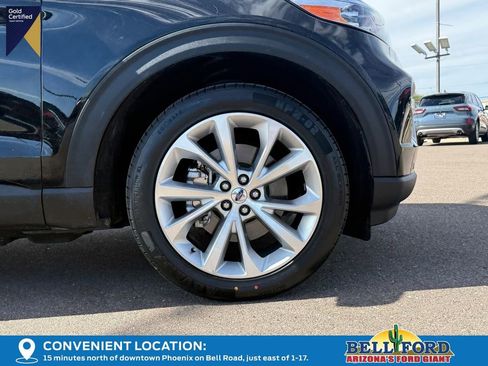 Used 2023 Ford Explorer Platinum w/ Class IV Trailer Tow Package image 5