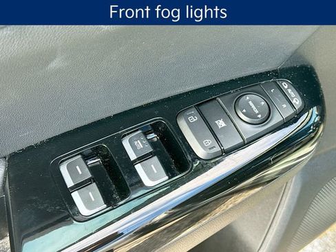 Certified 2022 Kia Sportage Nightfall Edition w/ Nighfall AWD Premium Package image 19