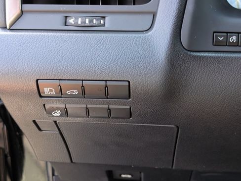 Used 2019 Lexus RX 350L FWD w/ Premium Package image 25