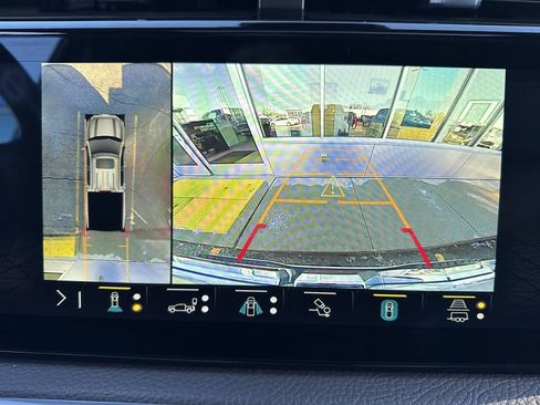 Certified 2023 GMC Sierra 1500 Denali w/ Denali Reserve Package image 18