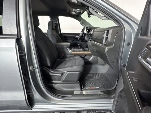 Used 2023 Chevrolet Silverado 1500 RST image 5