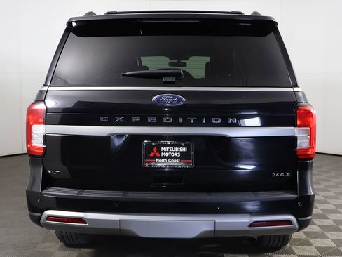 Used 2024 Ford Expedition Max XLT image 13