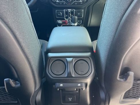 New 2025 Jeep Gladiator Rubicon w/ Convenience Group image 27