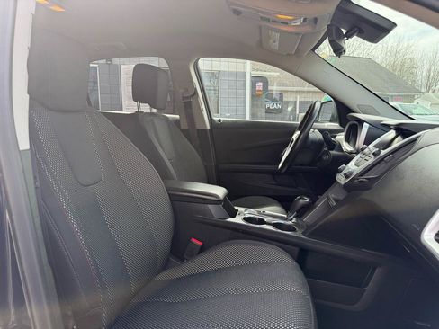 Used 2017 Chevrolet Equinox LT w/ Convenience Package AWD/4WD image 10
