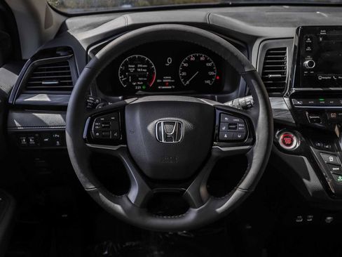 New 2026 Honda Odyssey Elite image 12