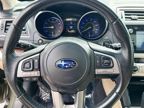 Used 2017 Subaru Outback 2.5i Limited AWD/4WD image 17