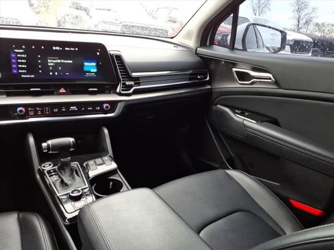 Used 2023 Kia Sportage EX FWD image 14