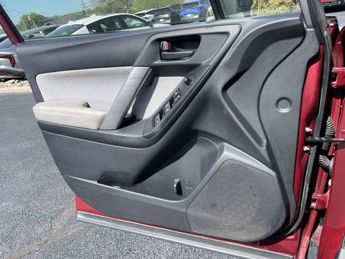 Used 2017 Subaru Forester 2.5i w/ Popular Package #2A image 18