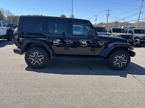 New 2026 Jeep Wrangler Sahara image 6