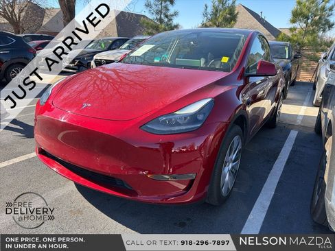 Used 2024 Tesla Model Y Long Range image 1