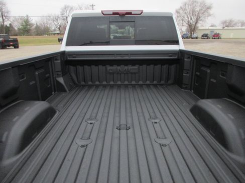 New 2026 GMC Sierra 3500 AT4 image 7