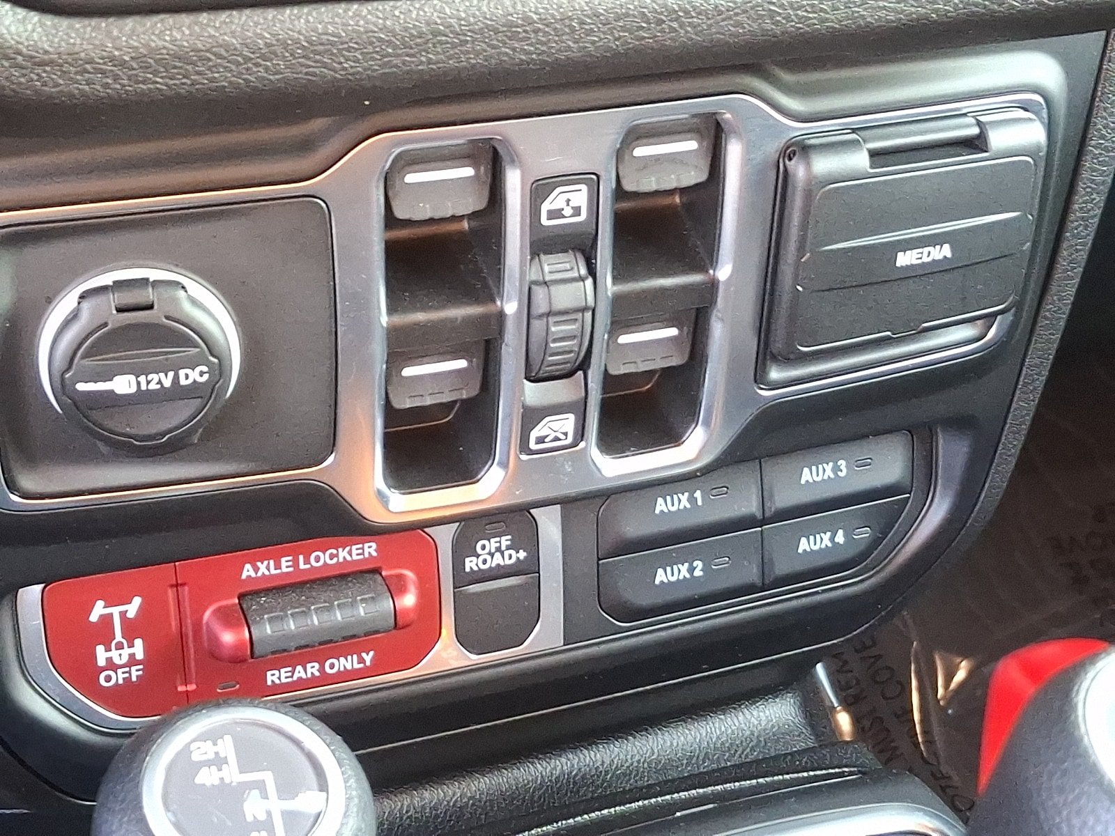Certified 2026 Jeep Wrangler Unlimited Sport AWD/4WD image 23