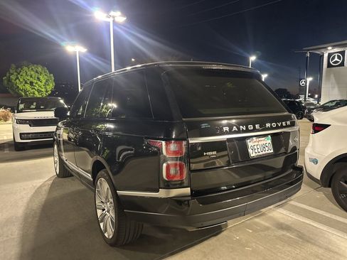 Used 2020 Land Rover Range Rover HSE image 4