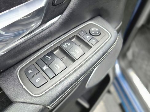 Used 2022 RAM 1500 Laramie image 17