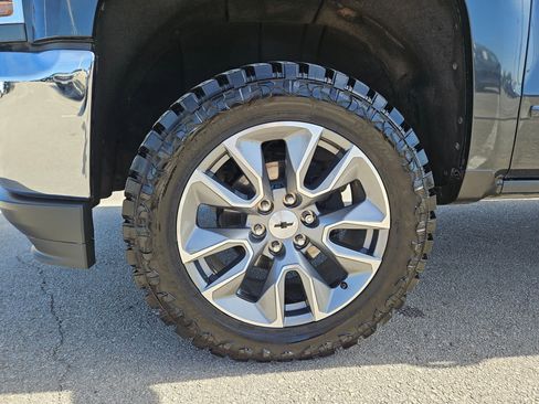 Used 2018 Chevrolet Silverado 1500 LT w/ Texas Edition image 32