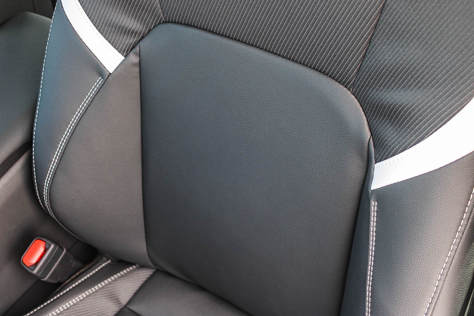New 2026 Toyota Camry SE FWD image 25