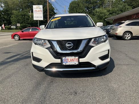 Used 2017 Nissan Rogue S AWD/4WD image 2
