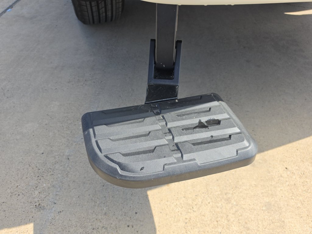 New 2027 Nissan Frontier SV w/ Tow Package RWD image 38
