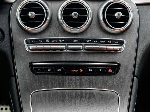 Used 2020 Mercedes-Benz GLC 300 4MATIC image 14