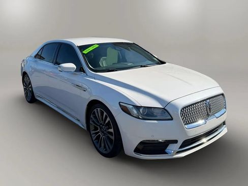 Used 2017 Lincoln Continental Select w/ Climate Package AWD/4WD image 1
