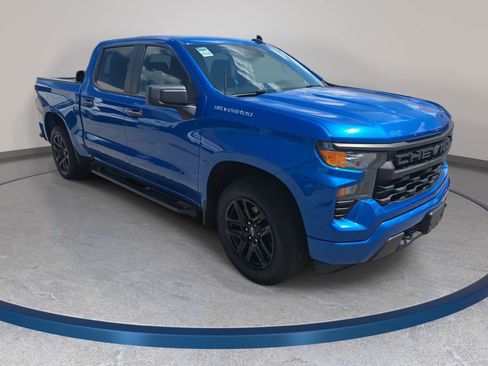 Used 2022 Chevrolet Silverado 1500 Custom RWD image 3