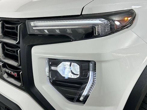 Used 2023 GMC Canyon AT4 w/ AT4 Premium Package image 29