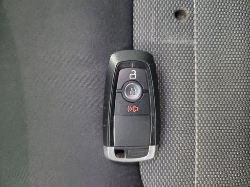 Used 2019 Ford Edge SE w/ SE Fleet Driver's Package image 32