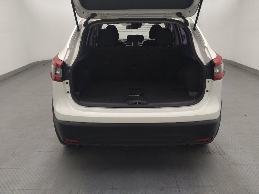 Used 2021 Nissan Rogue Sport SV FWD image 29