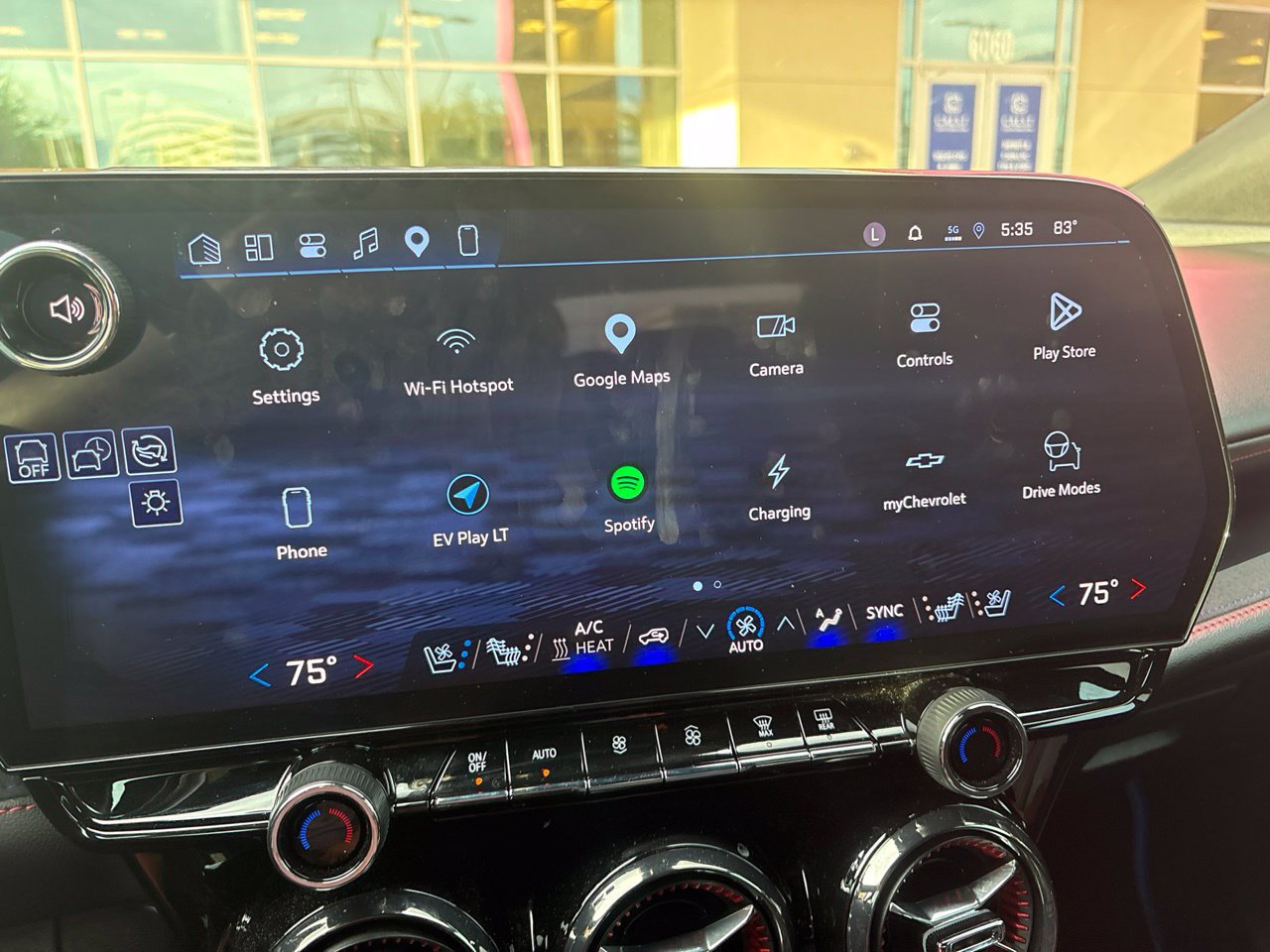 Used 2025 Chevrolet Blazer EV RS RWD image 21