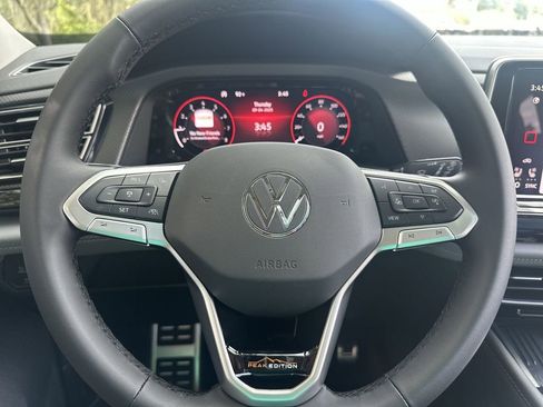 New 2025 Volkswagen Atlas Peak Edition SE image 14