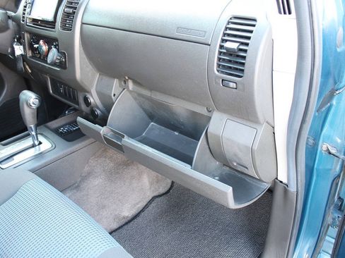 Used 2005 Nissan Frontier NISMO w/ (J01) Sunroof Pkg RWD image 33