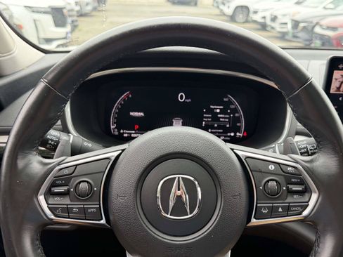 Used 2024 Acura MDX SH-AWD image 32