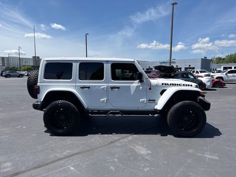 Used 2020 Jeep Wrangler Unlimited Rubicon AWD/4WD image 2