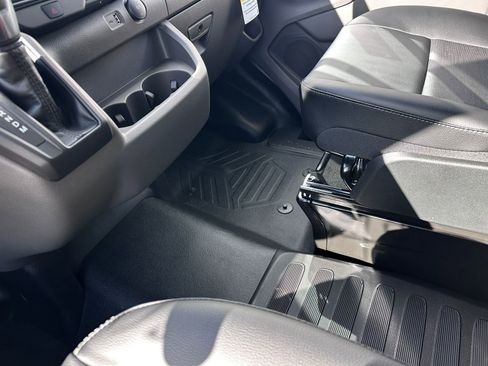 New 2026 Ford Transit 150 148 Medium Roof AWD w/ Load Area Protection Package image 27