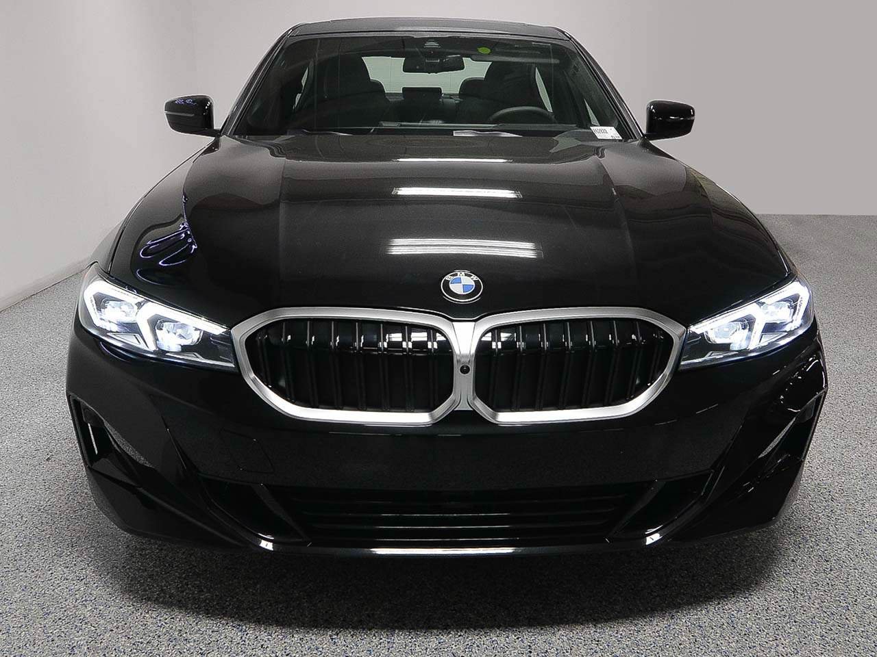 Used 2026 BMW 330i Sedan w/ Premium Package RWD image 2