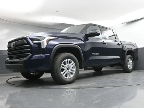 New 2026 Toyota Tundra SR5 AWD/4WD image 24