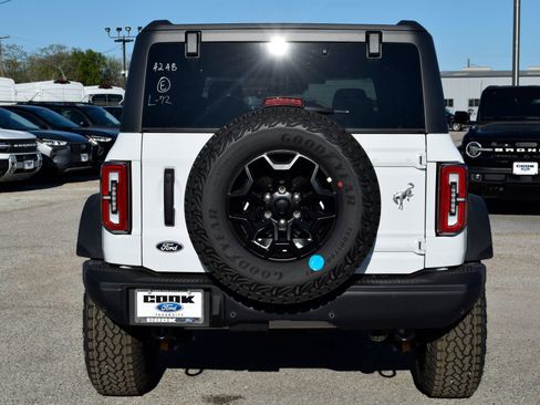 New 2026 Ford Bronco Badlands image 5