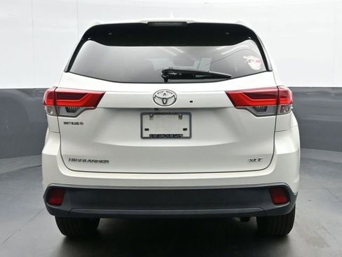 Used 2019 Toyota Highlander XLE image 7