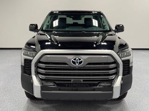 Used 2024 Toyota Tundra Limited AWD/4WD image 4