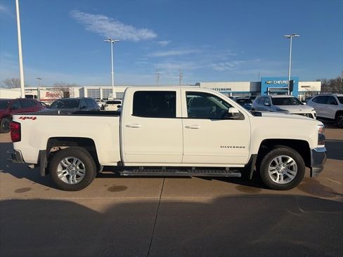 Used 2018 Chevrolet Silverado 1500 LT w/ All Star Edition image 2