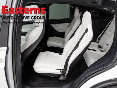 Used 2018 Tesla Model X 75D AWD/4WD image 19